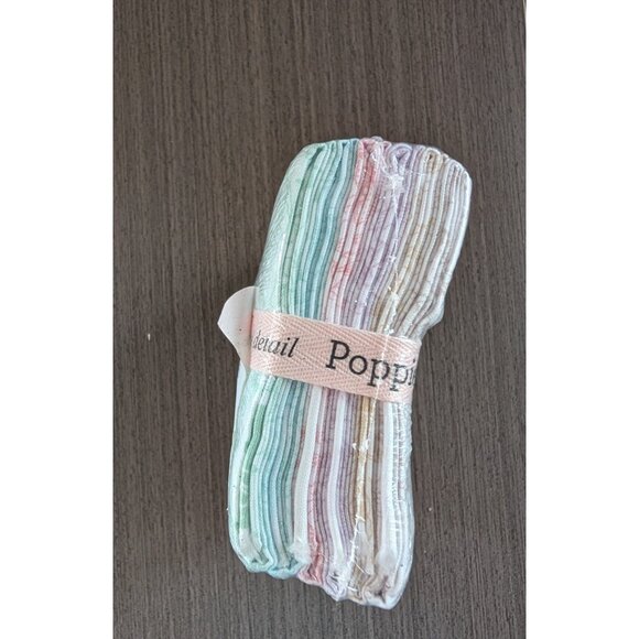 Bloom & Berries Fat Quarter Bundle 6pc Low Volume Quilting Fabric Poppie Cotton - Picture 6 of 6